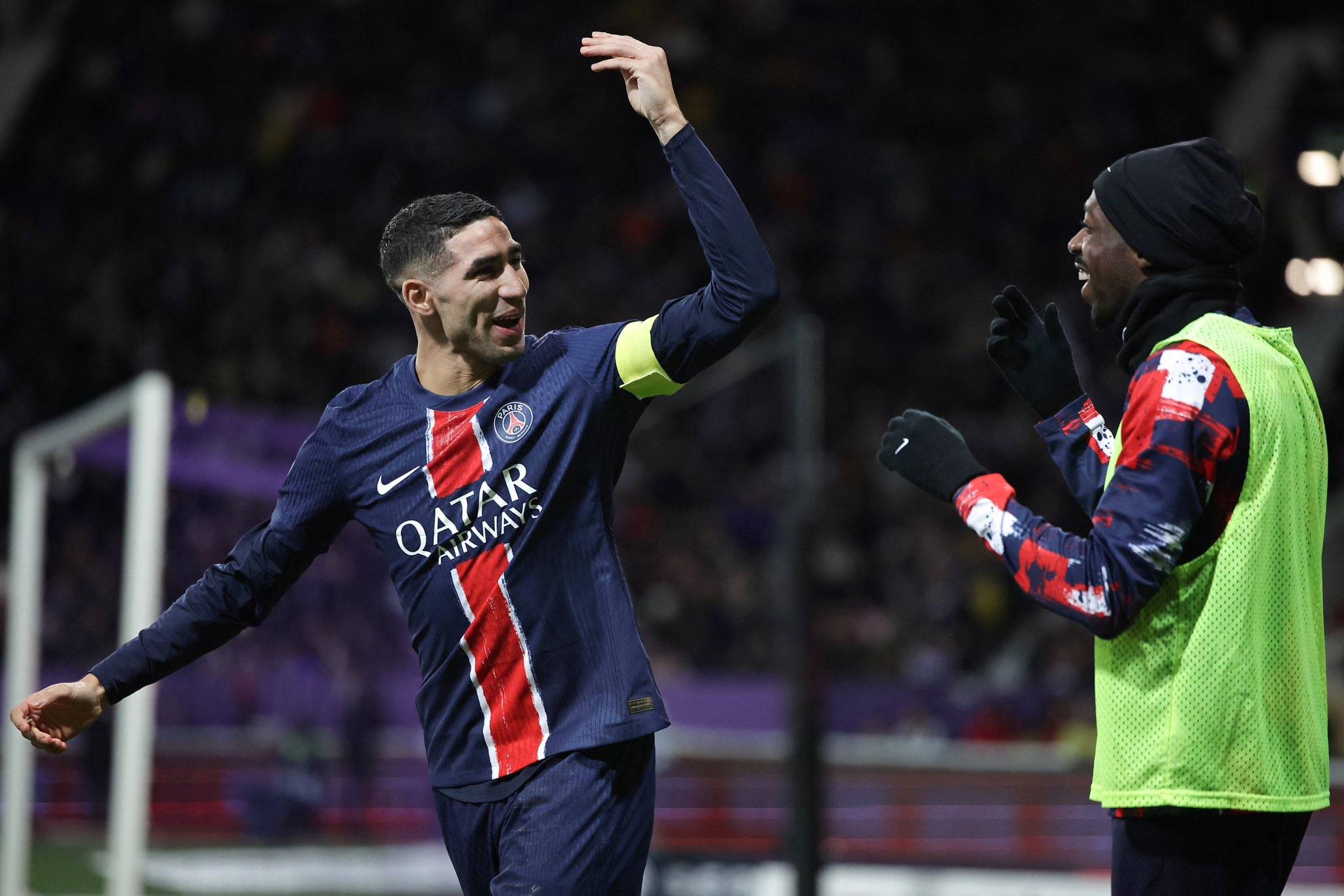 波尔图绝杀那不勒斯,阿扎尔补时绝平欧冠 波尔图绝杀那不勒斯,阿扎尔补时绝平欧冠